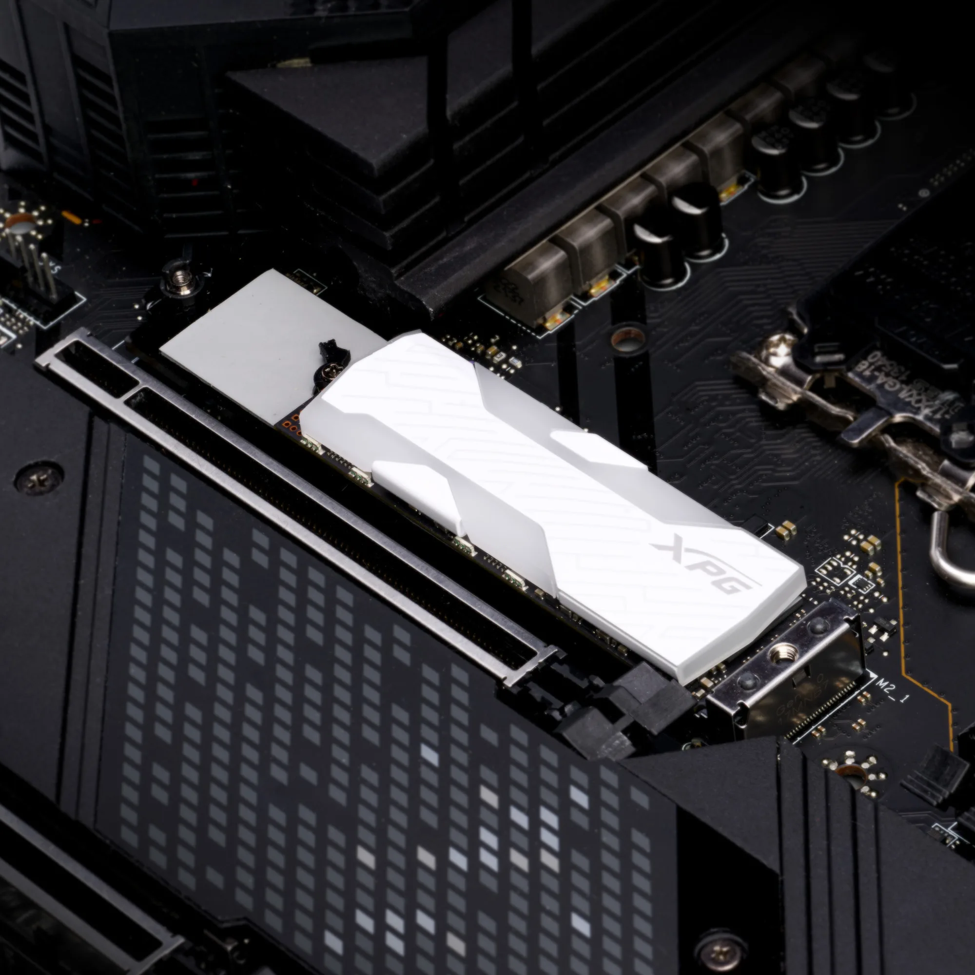 DISCO INTERNO SSD ADATA SPECTRIX S65G RGB 1TB M.2 2280 NVME PCIE 4.0 6000MB/S